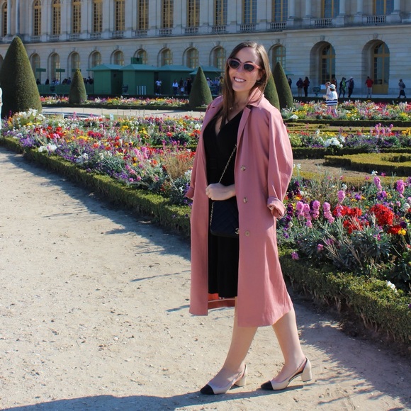 Meet your Posher, Bridget - Picture 3 of 3